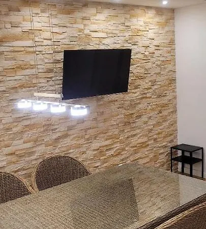 דירה Haus Sanja